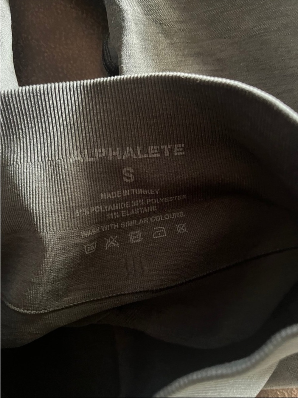 Alphalete pump high rise leggings small - Picture 4 of 5